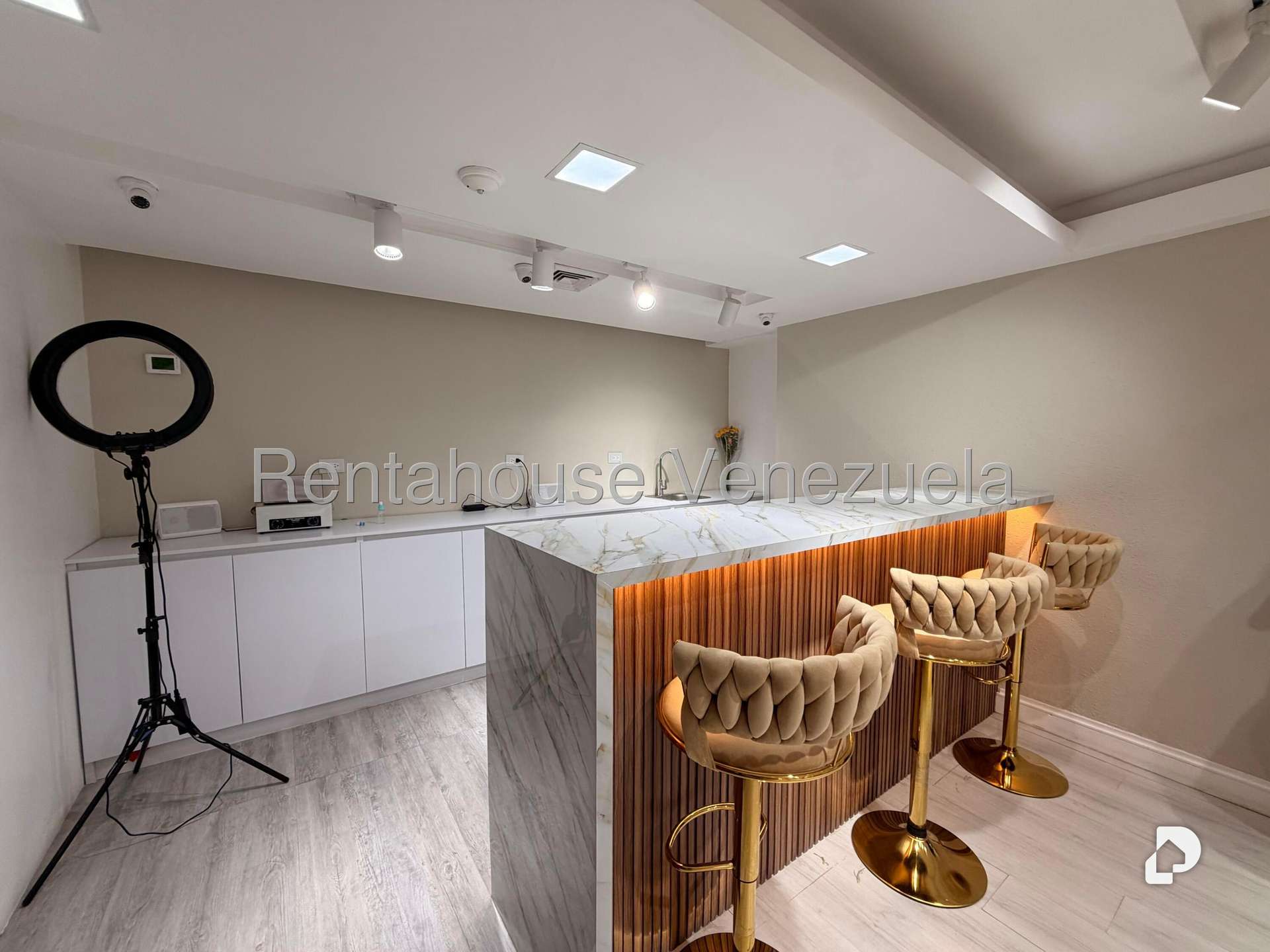 Local comercial en Las Mercedes, Caracas – 13