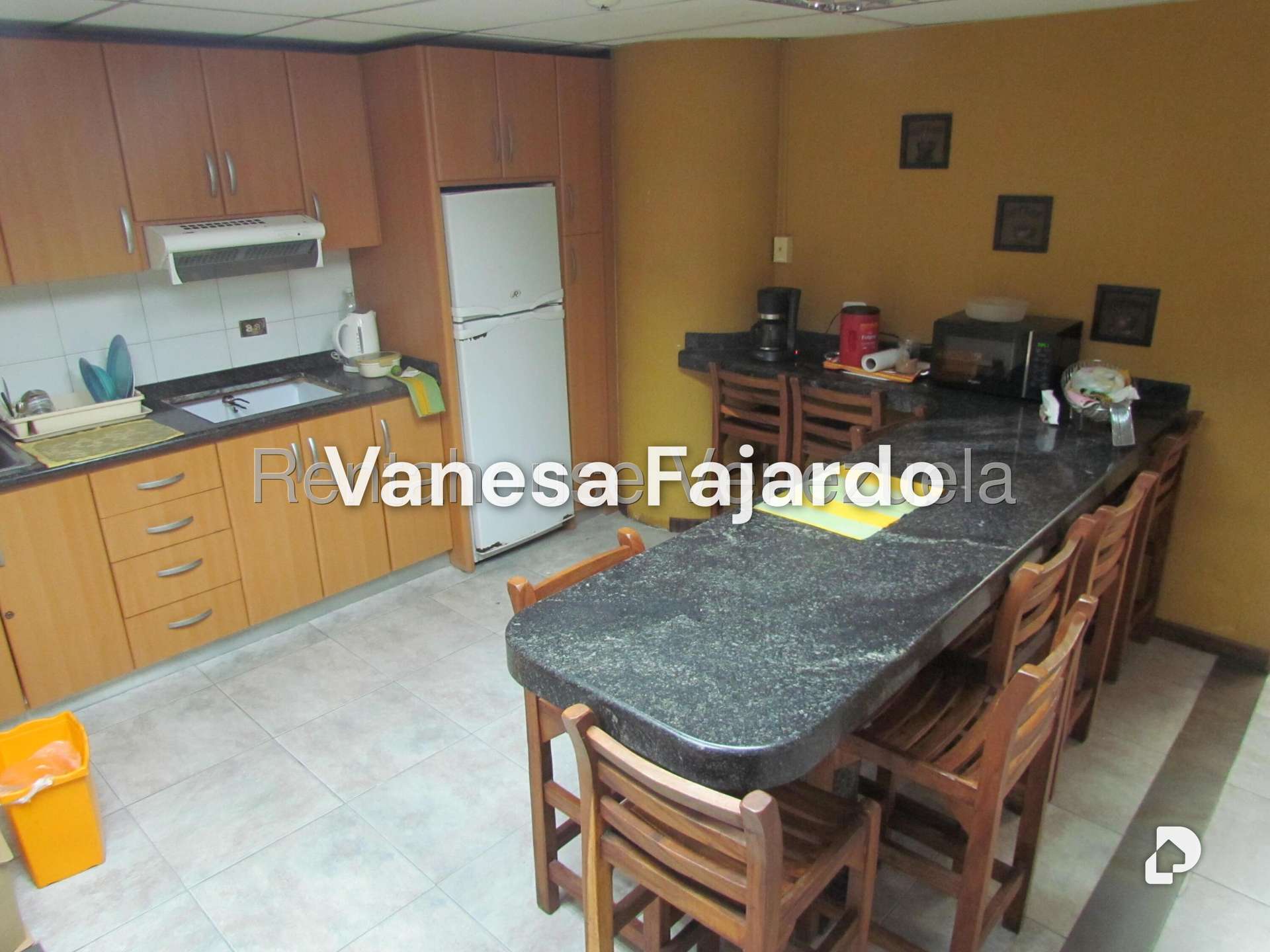 Local comercial en Los Dos Caminos, Caracas – 15
