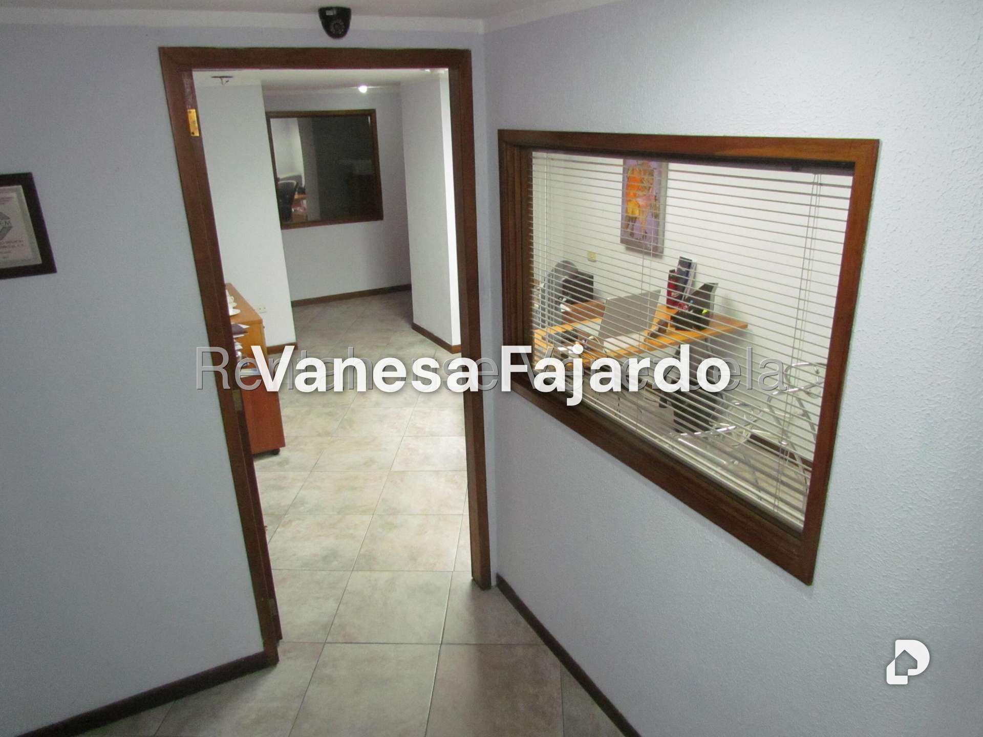 Local comercial en Los Dos Caminos, Caracas – 4
