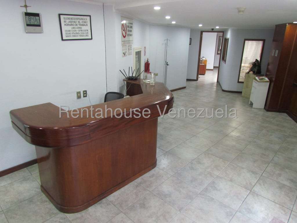 Local comercial en Los Dos Caminos, Caracas