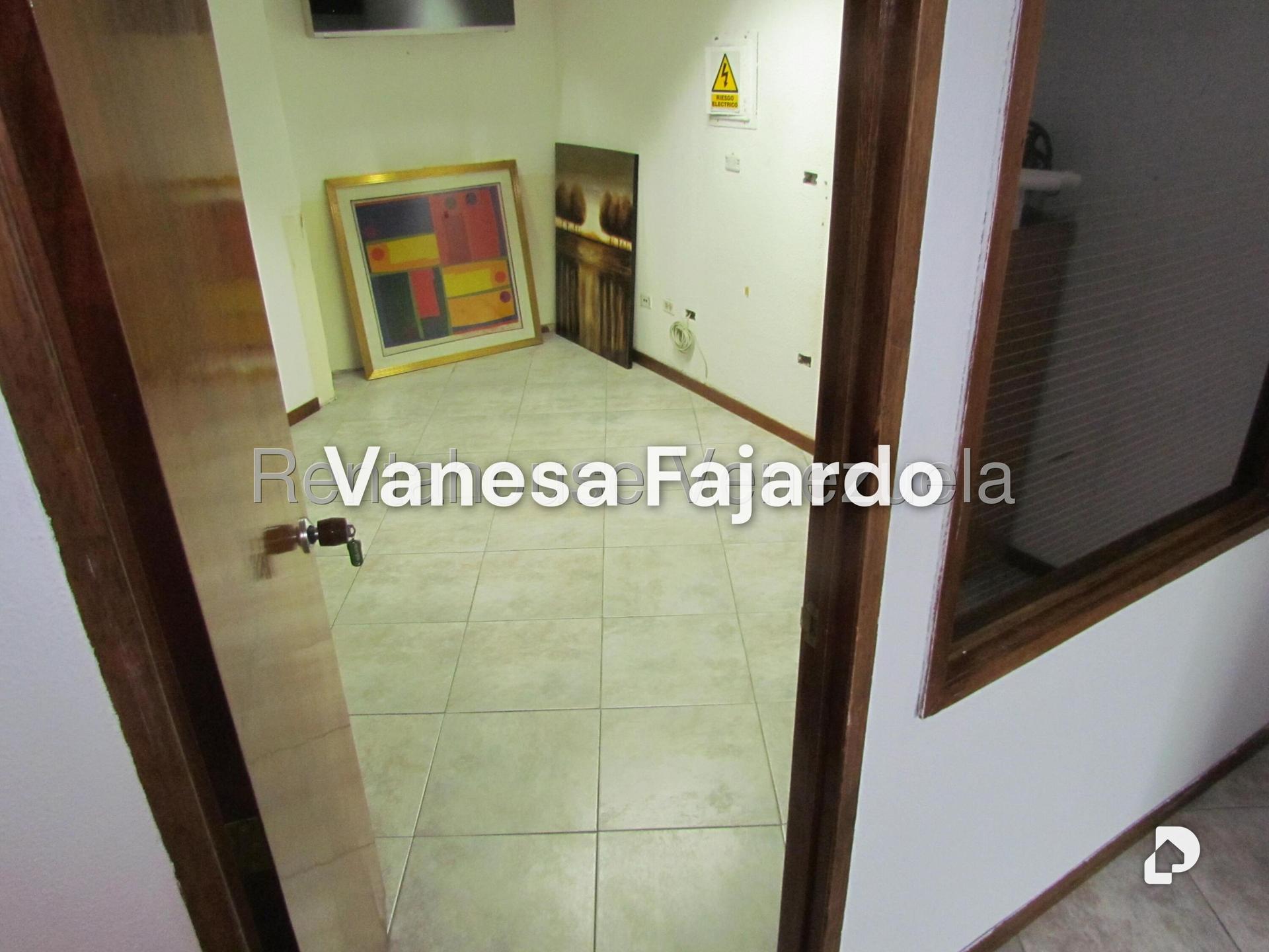 Local comercial en Los Dos Caminos, Caracas – 5