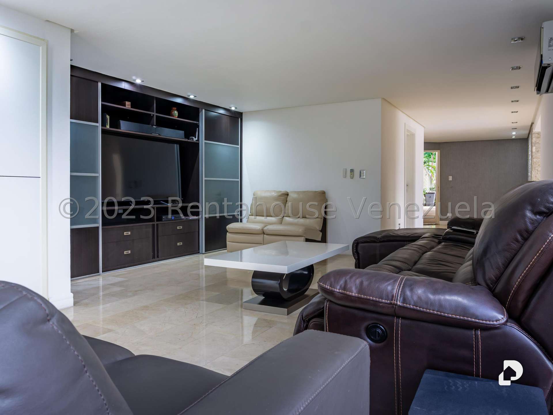 Casa en Colinas de Bello Monte, Caracas – 13