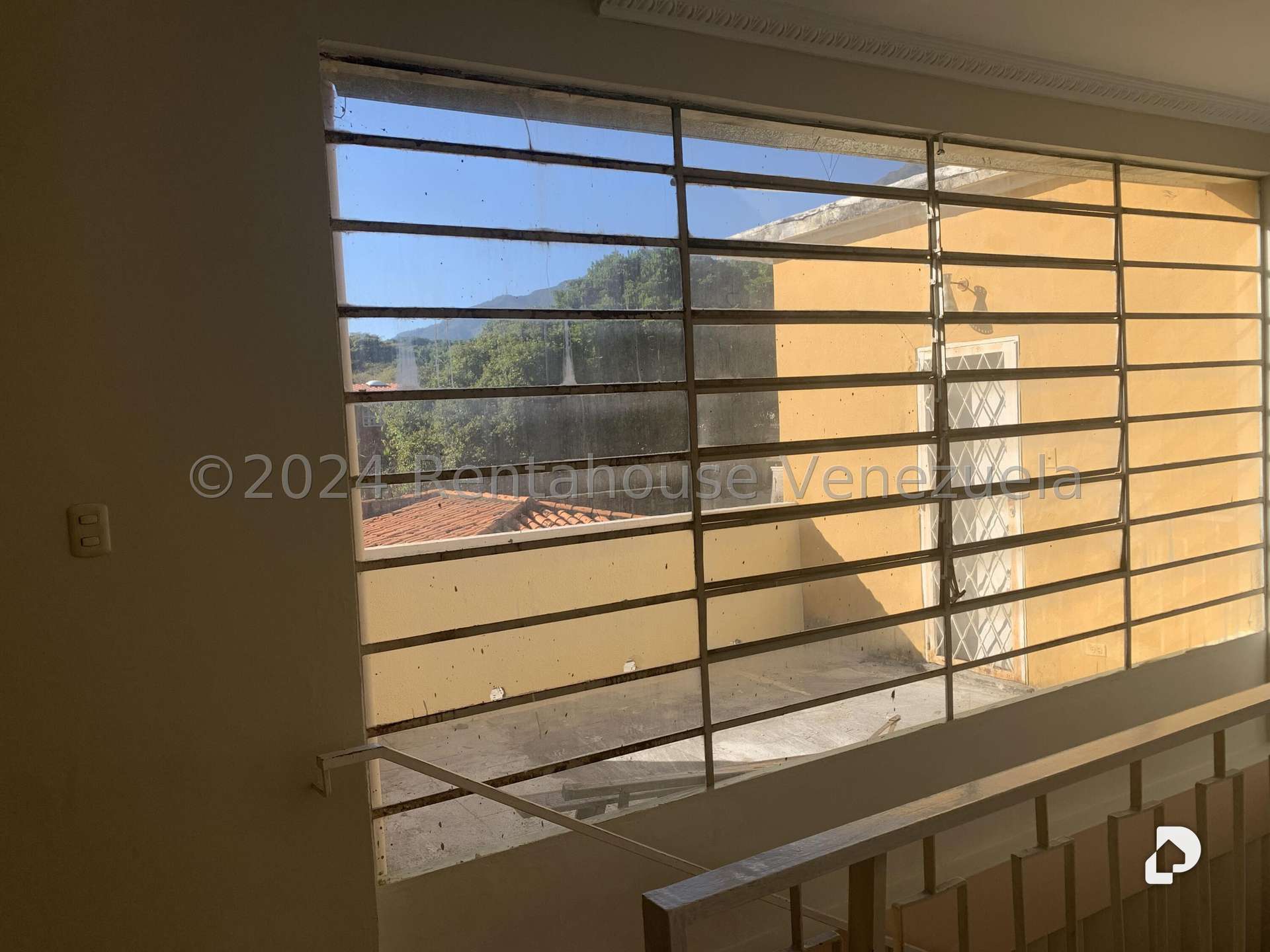 Casa en Campo Claro, Caracas – 60