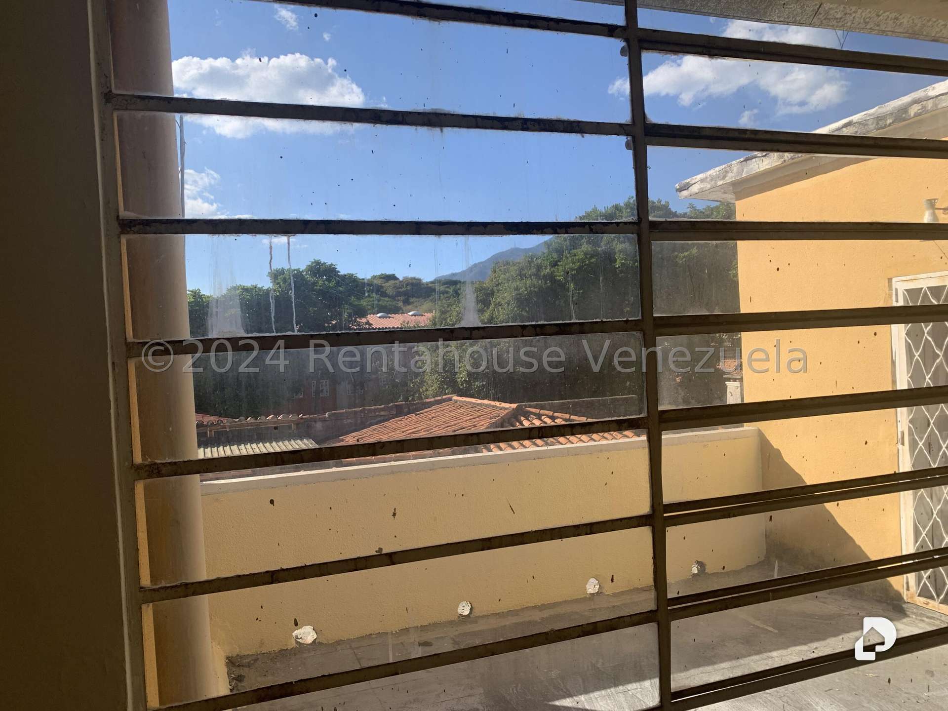 Casa en Campo Claro, Caracas – 61