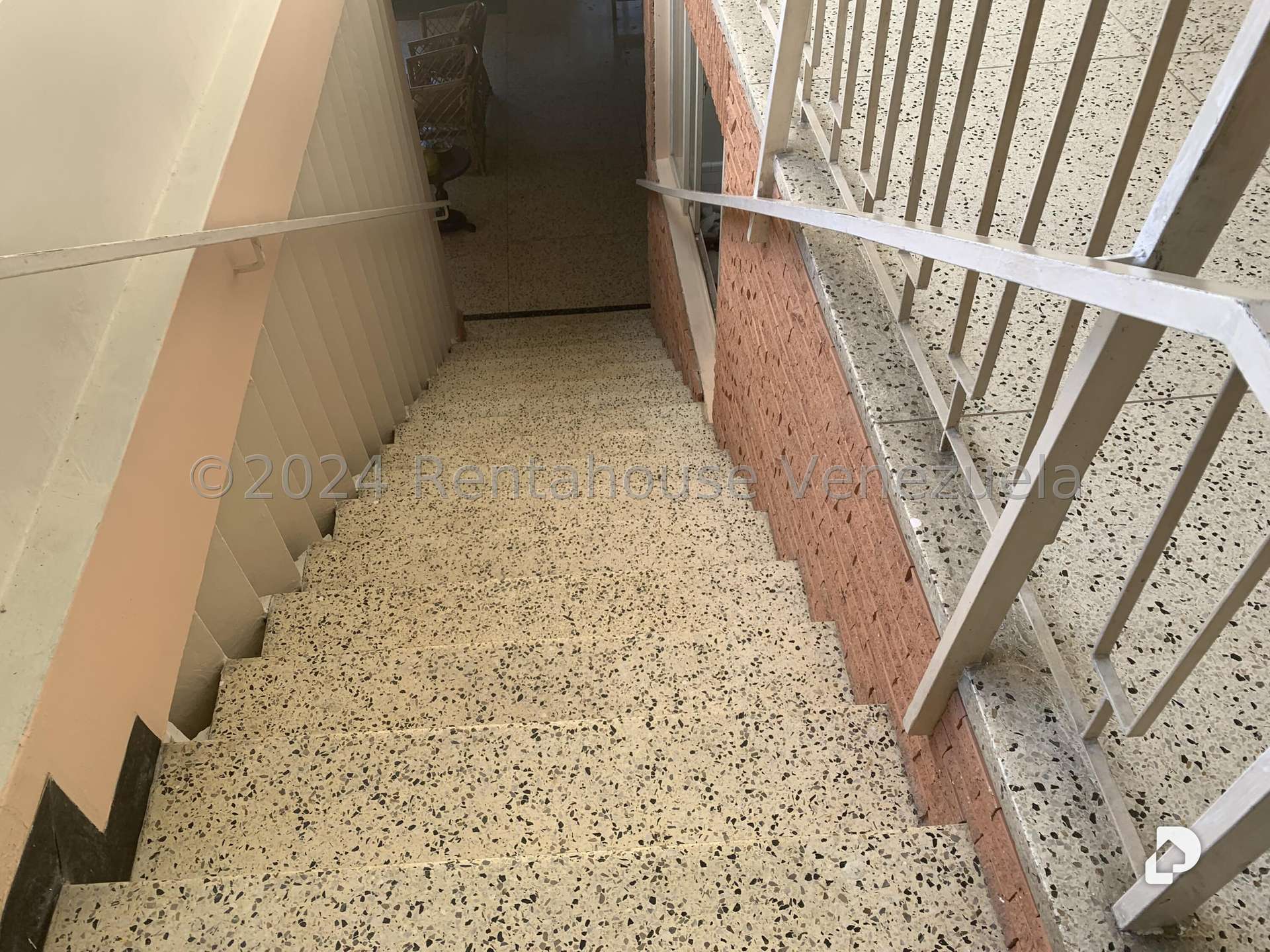 Casa en Campo Claro, Caracas – 59