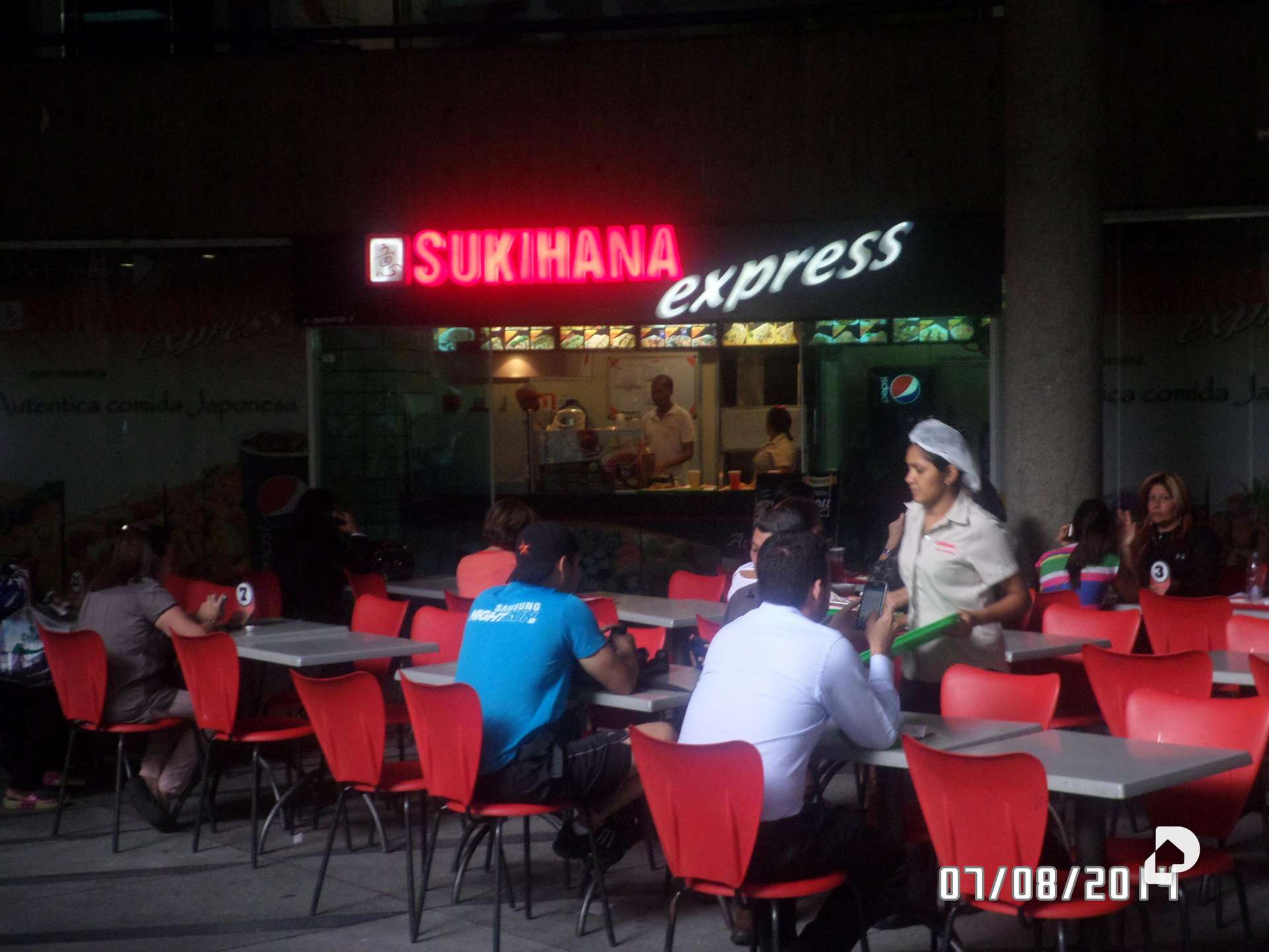 Local comercial en Los Palos Grandes, Caracas – 8