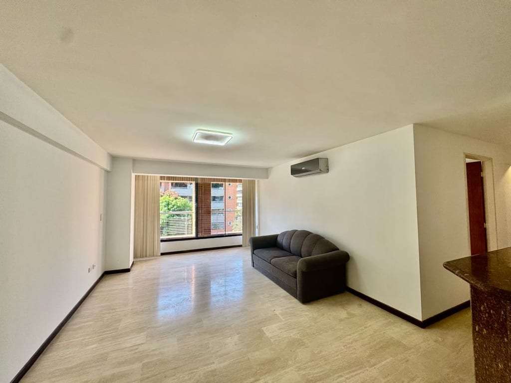 Apartamento en Campo Alegre, Caracas - 1