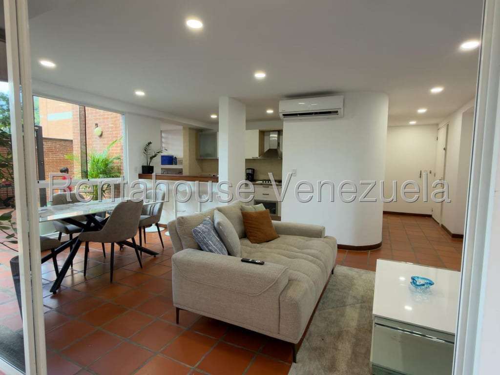 Apartamento en Lomas del Sol, Caracas