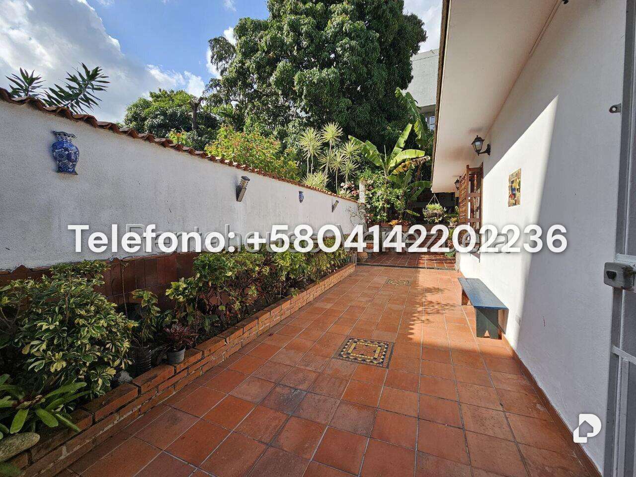 Casa en Los Palos Grandes, Caracas – 43