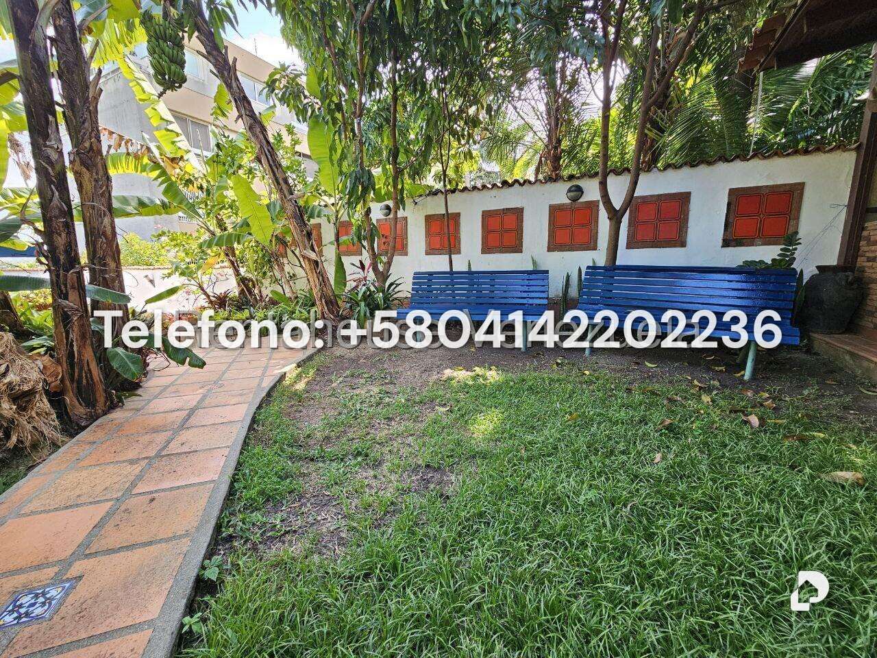 Casa en Los Palos Grandes, Caracas – 55