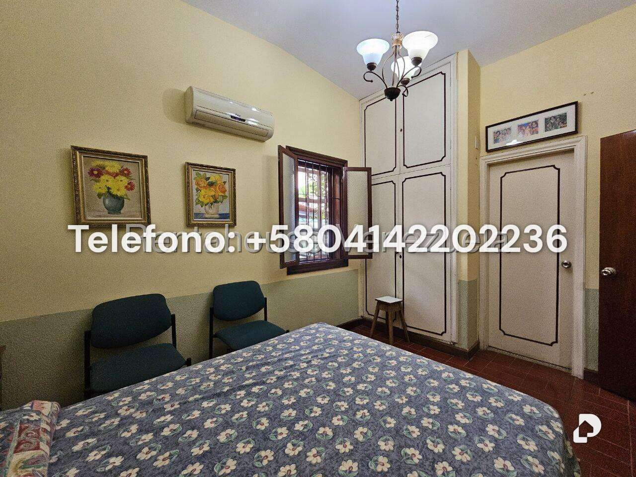 Casa en Los Palos Grandes, Caracas – 25