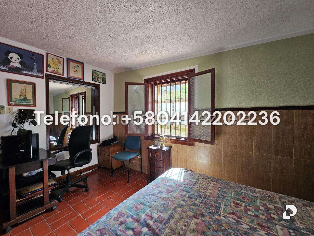 Casa en Los Palos Grandes, Caracas – 30