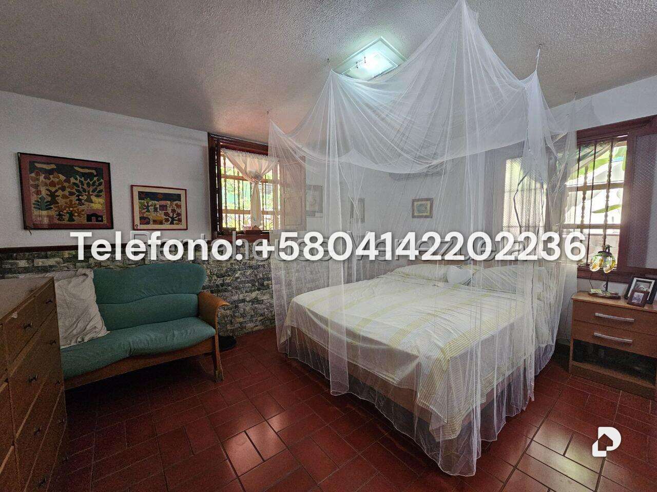 Casa en Los Palos Grandes, Caracas – 33