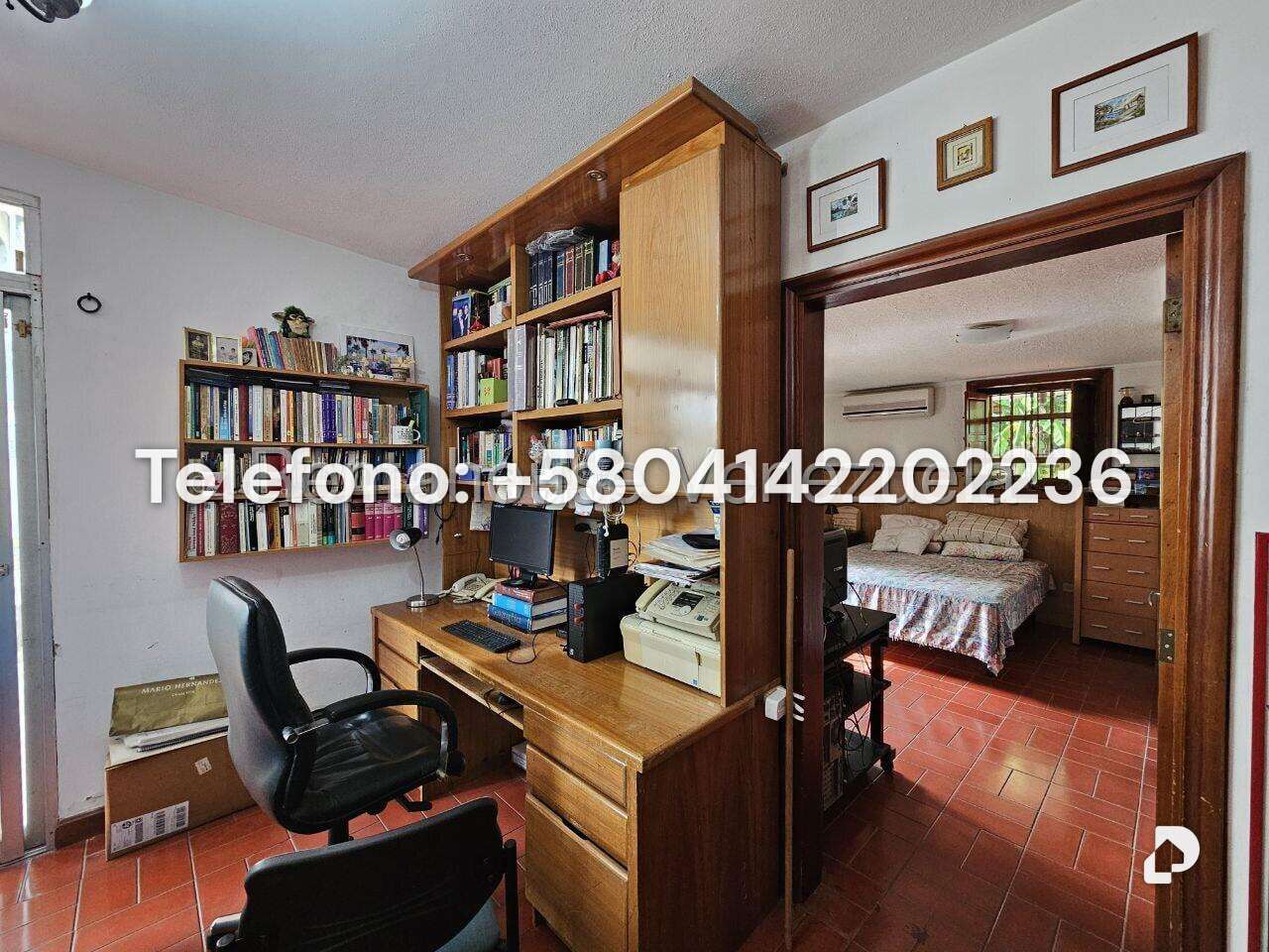 Casa en Los Palos Grandes, Caracas – 28