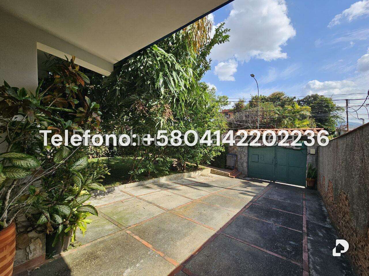 Casa en Los Palos Grandes, Caracas – 8