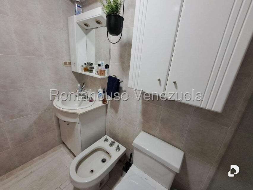 Apartamento en El Cigarral, Caracas – 17