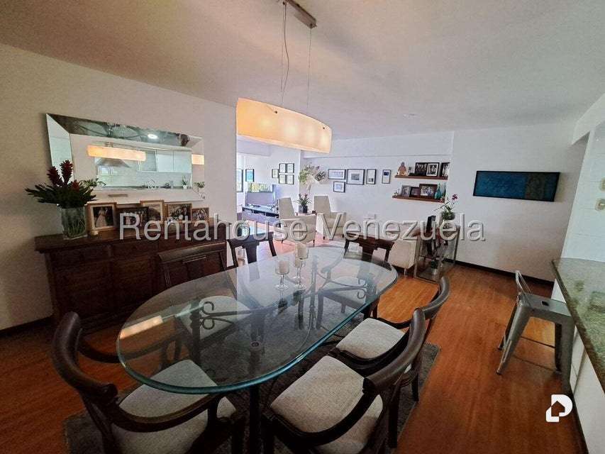 Apartamento en El Cigarral, Caracas – 11