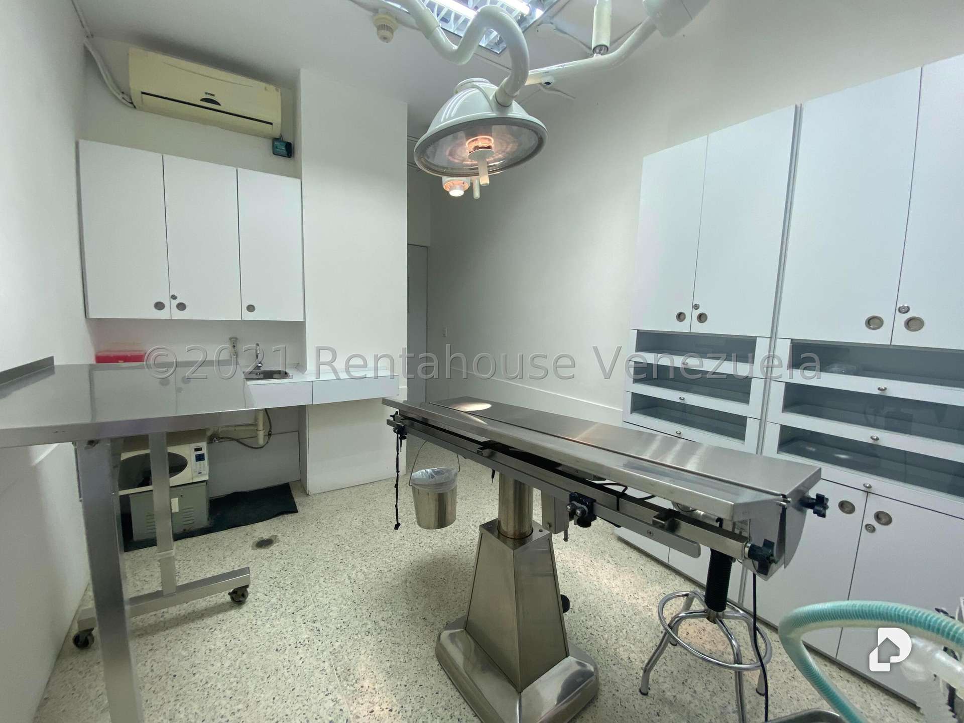Local comercial en Las Mercedes, Caracas – 22