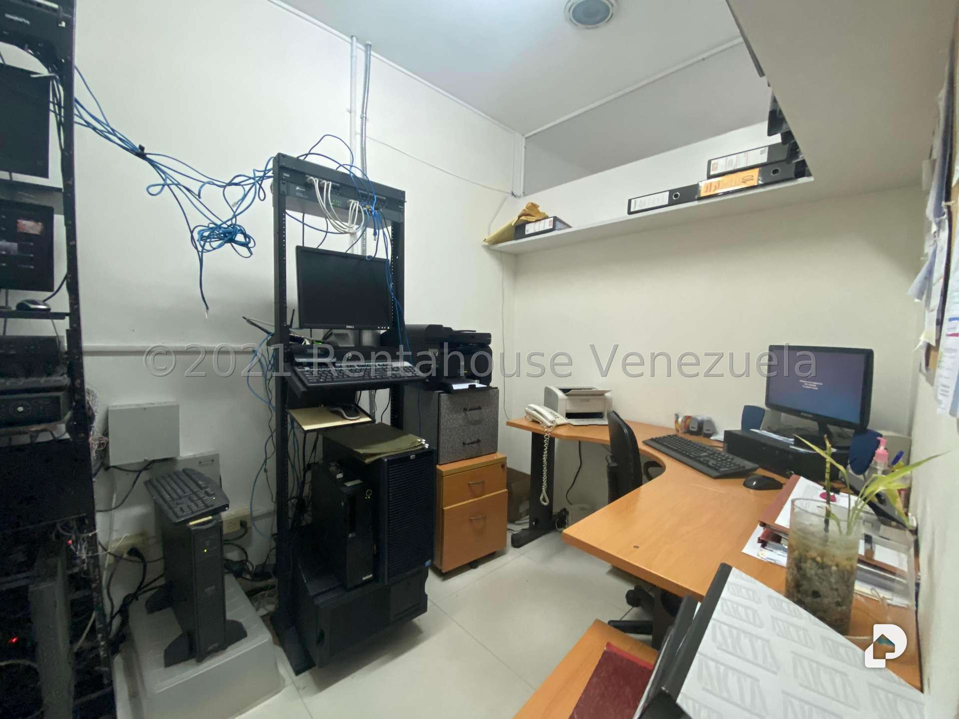 Local comercial en Las Mercedes, Caracas – 16