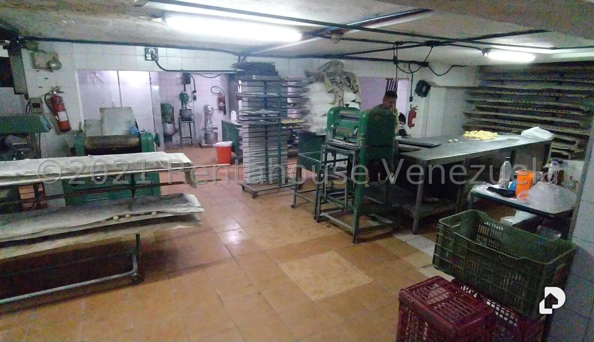 Local comercial en Las Acacias, Caracas – 20