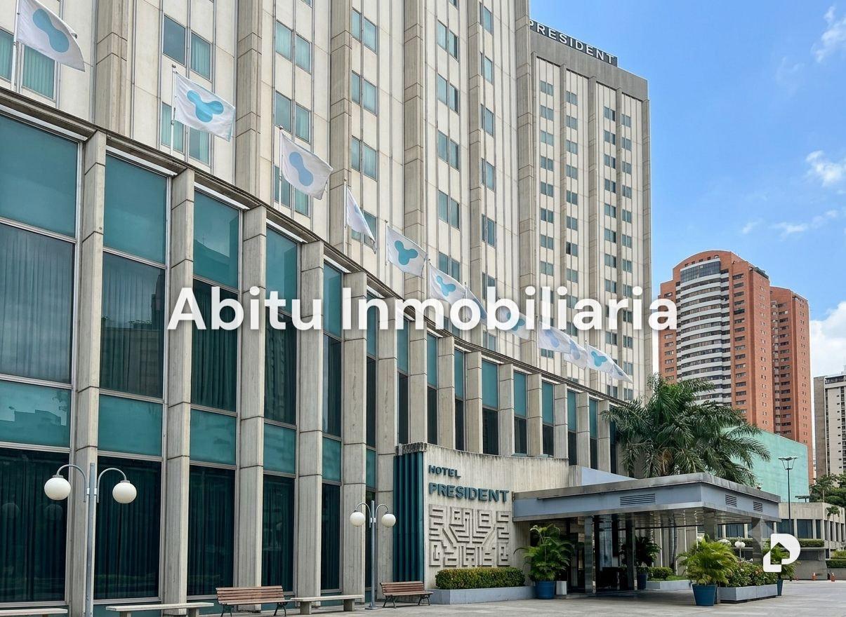 Edificio en Plaza Venezuela, Caracas – 1