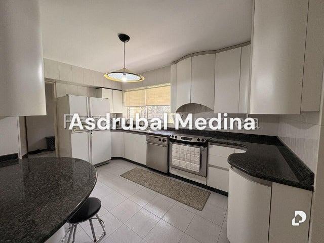 Apartamento en Altamira, Caracas – 5