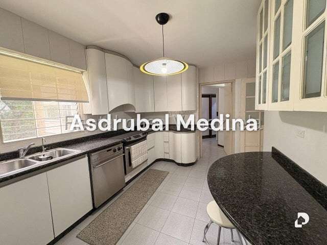 Apartamento en Altamira, Caracas – 6