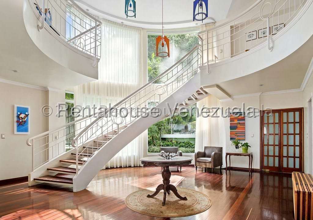 Casa en La Lagunita Country Club, Caracas