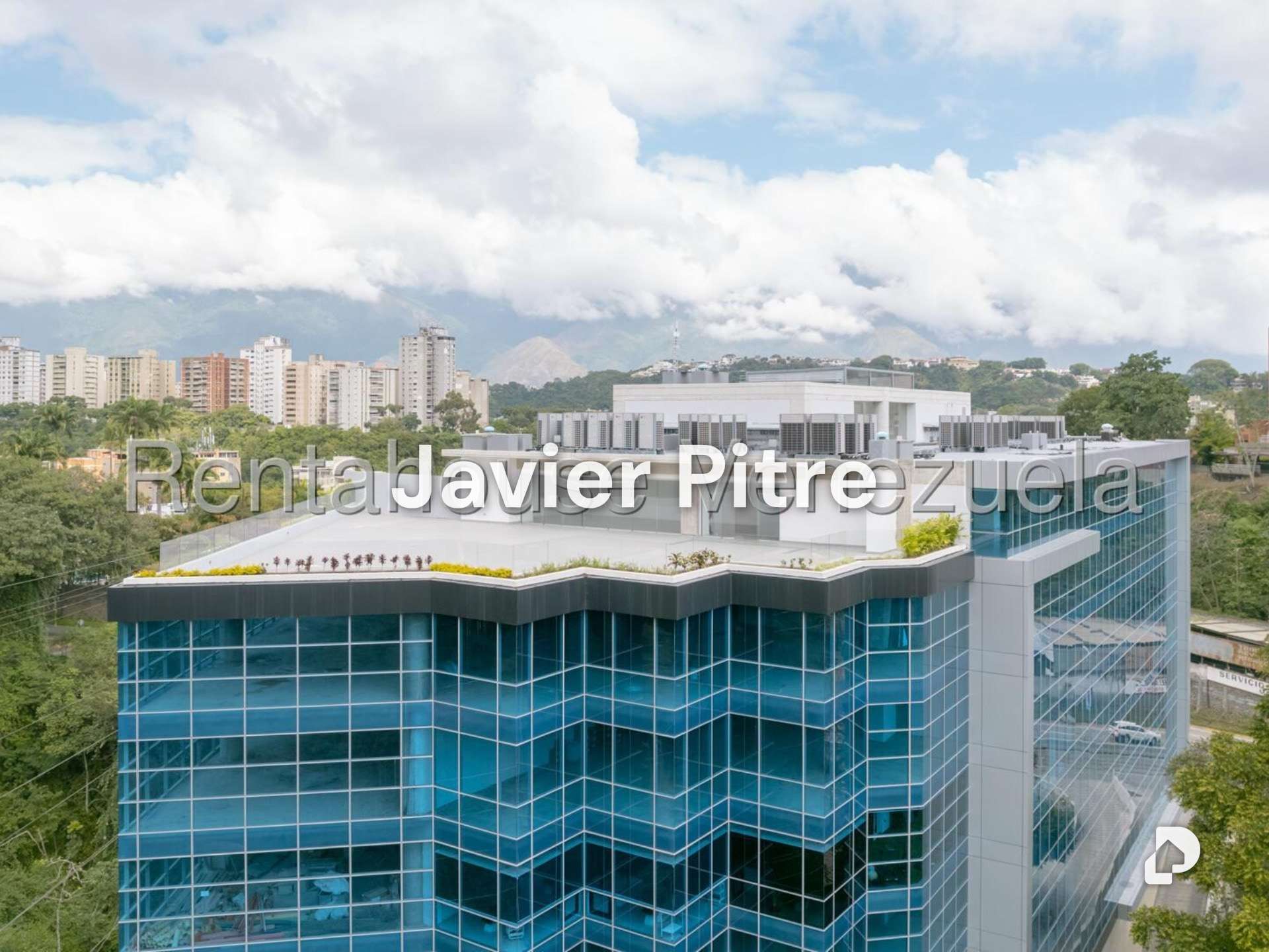 Oficina en Los Naranjos (del Cafetal), Caracas – 13