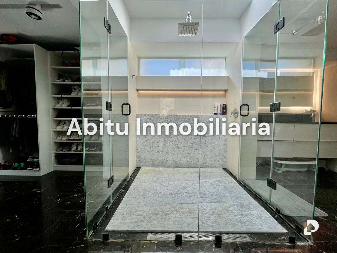 Apartment in Las Mercedes, Caracas – 16