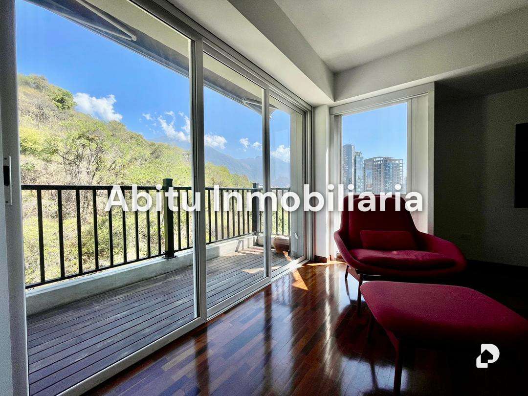 Apartment in Las Mercedes, Caracas – 11