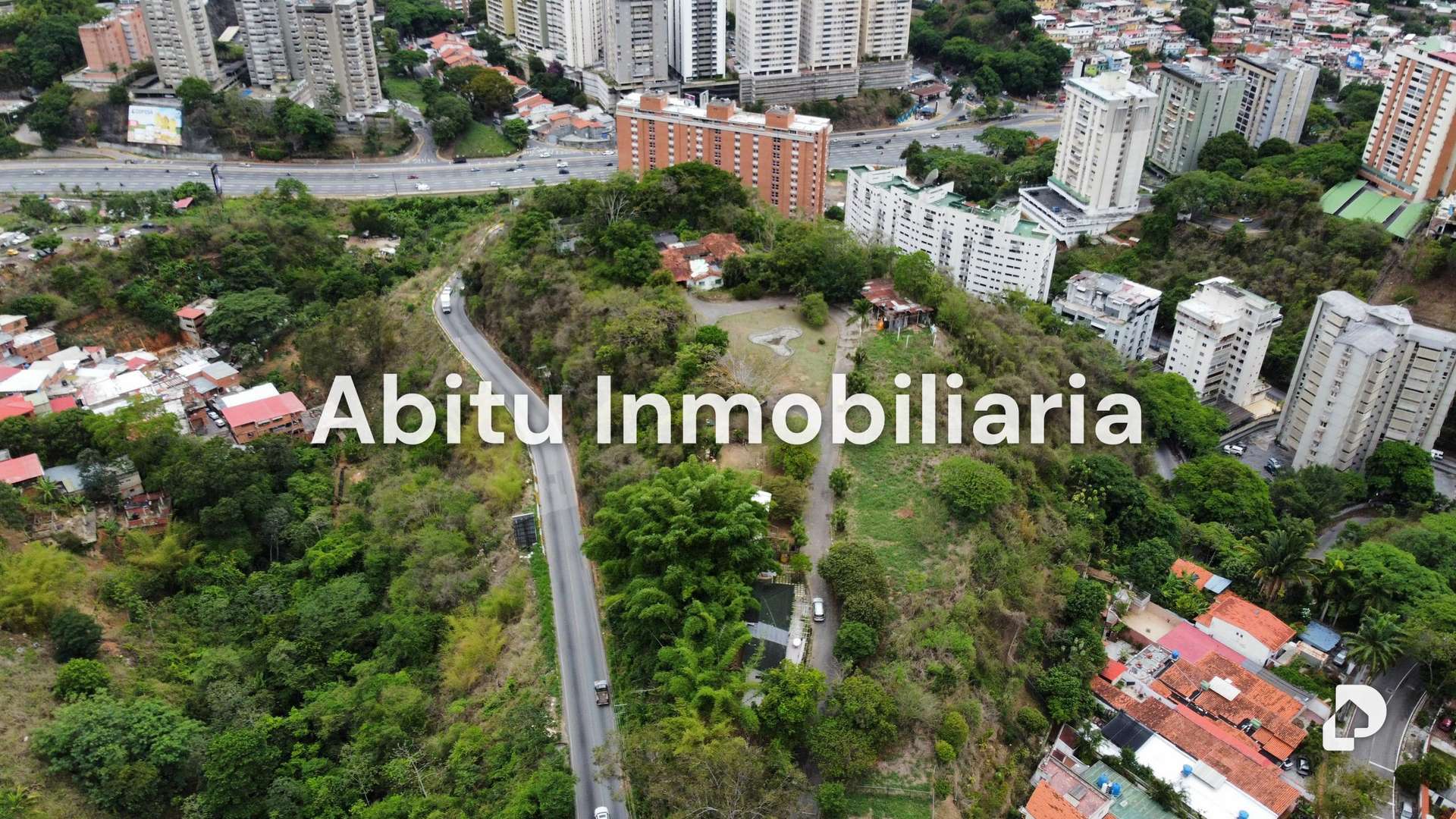 Terreno en Santa Inés, Caracas – 7