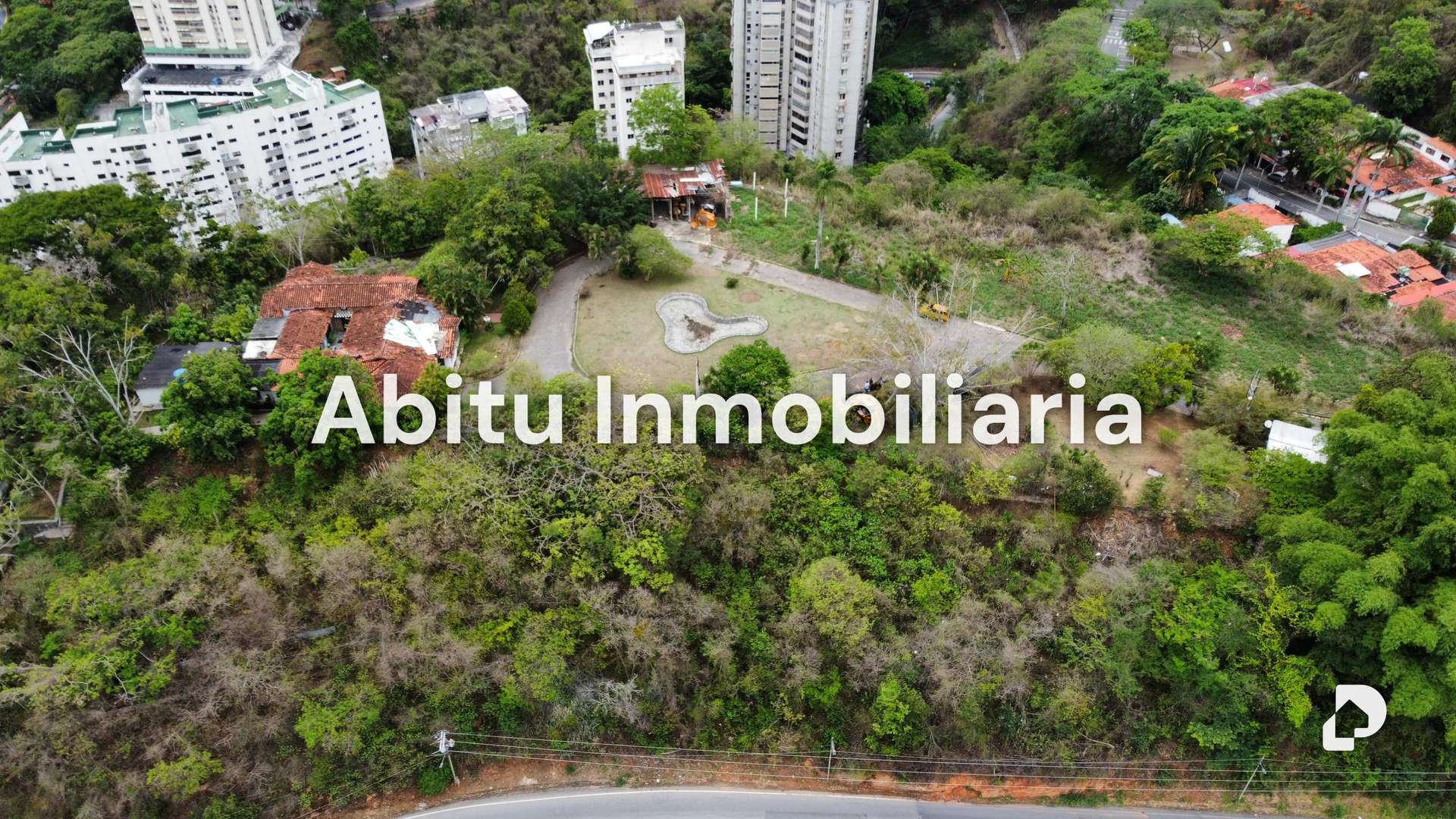 Terreno en Santa Inés, Caracas – 10