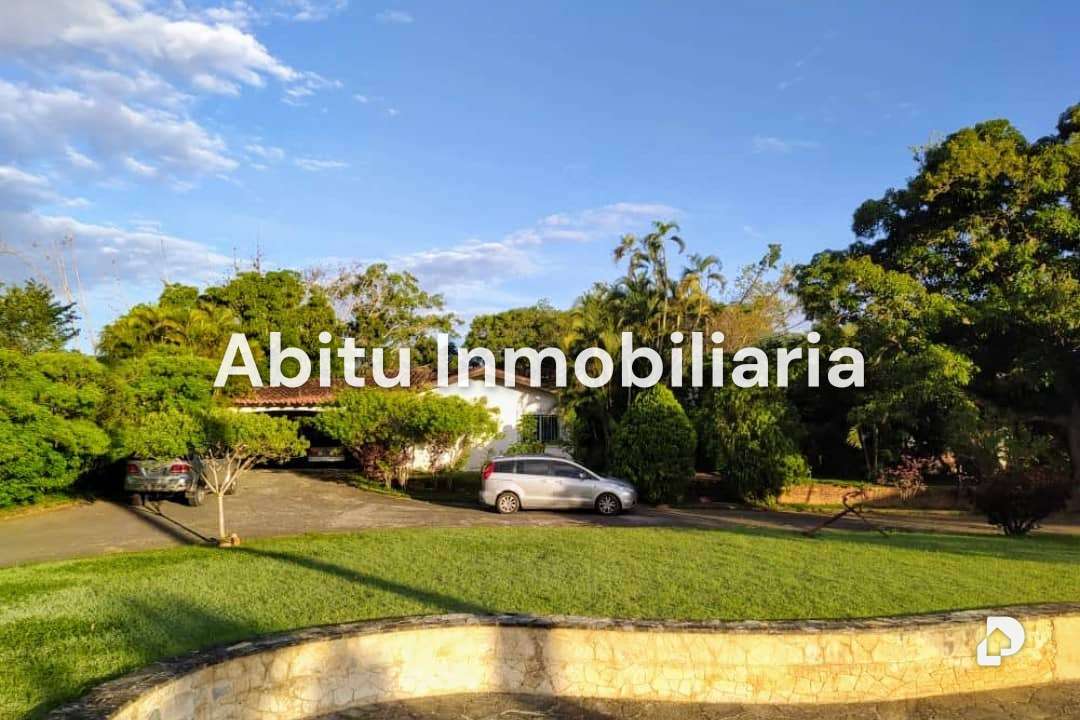 Terreno en Santa Inés, Caracas – 1