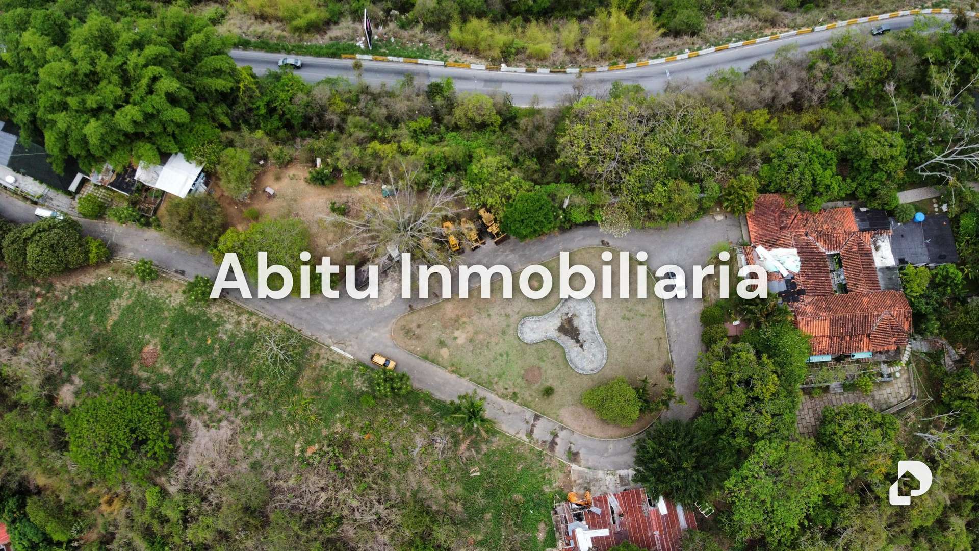 Terreno en Santa Inés, Caracas – 12