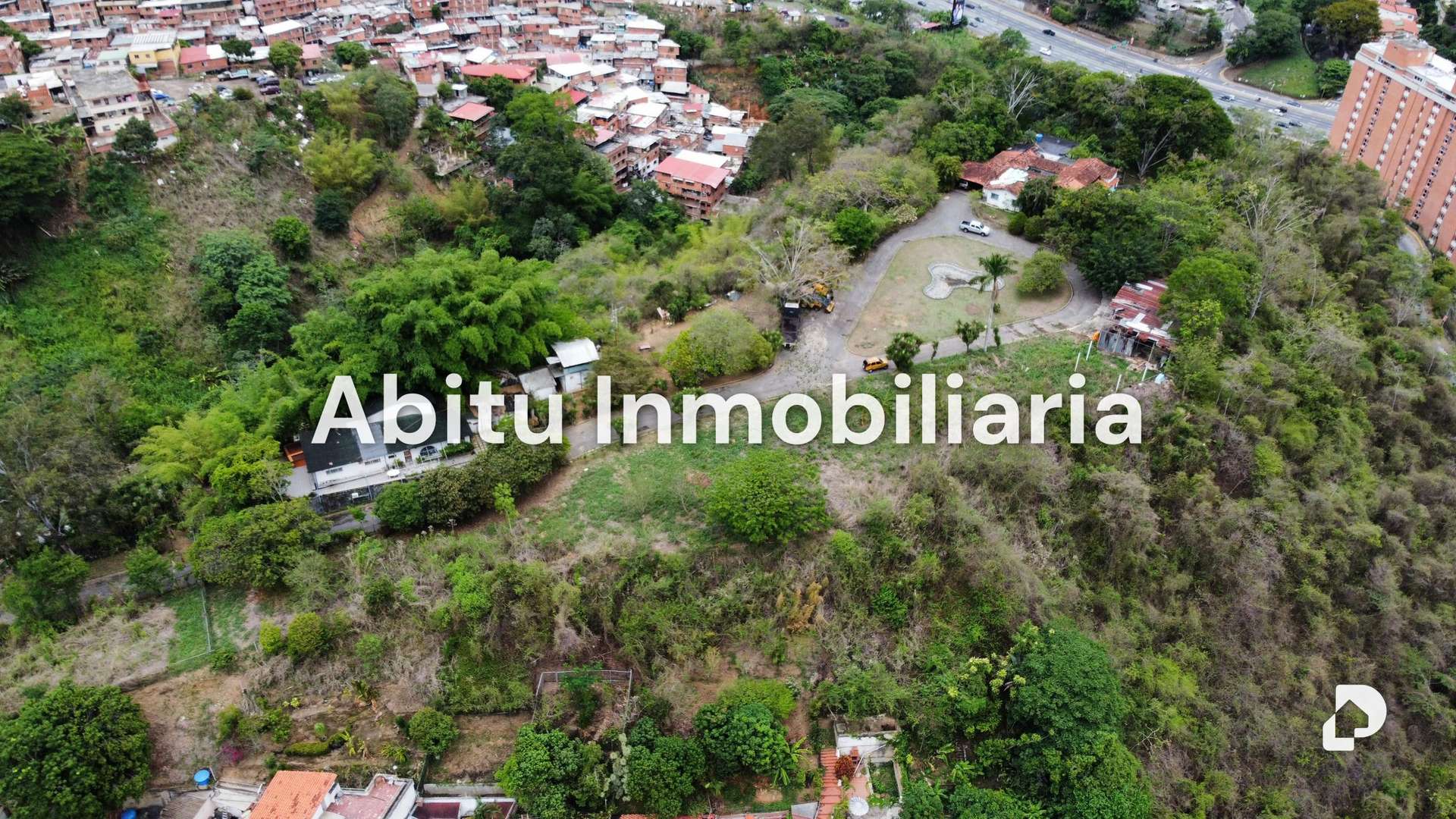 Terreno en Santa Inés, Caracas – 11