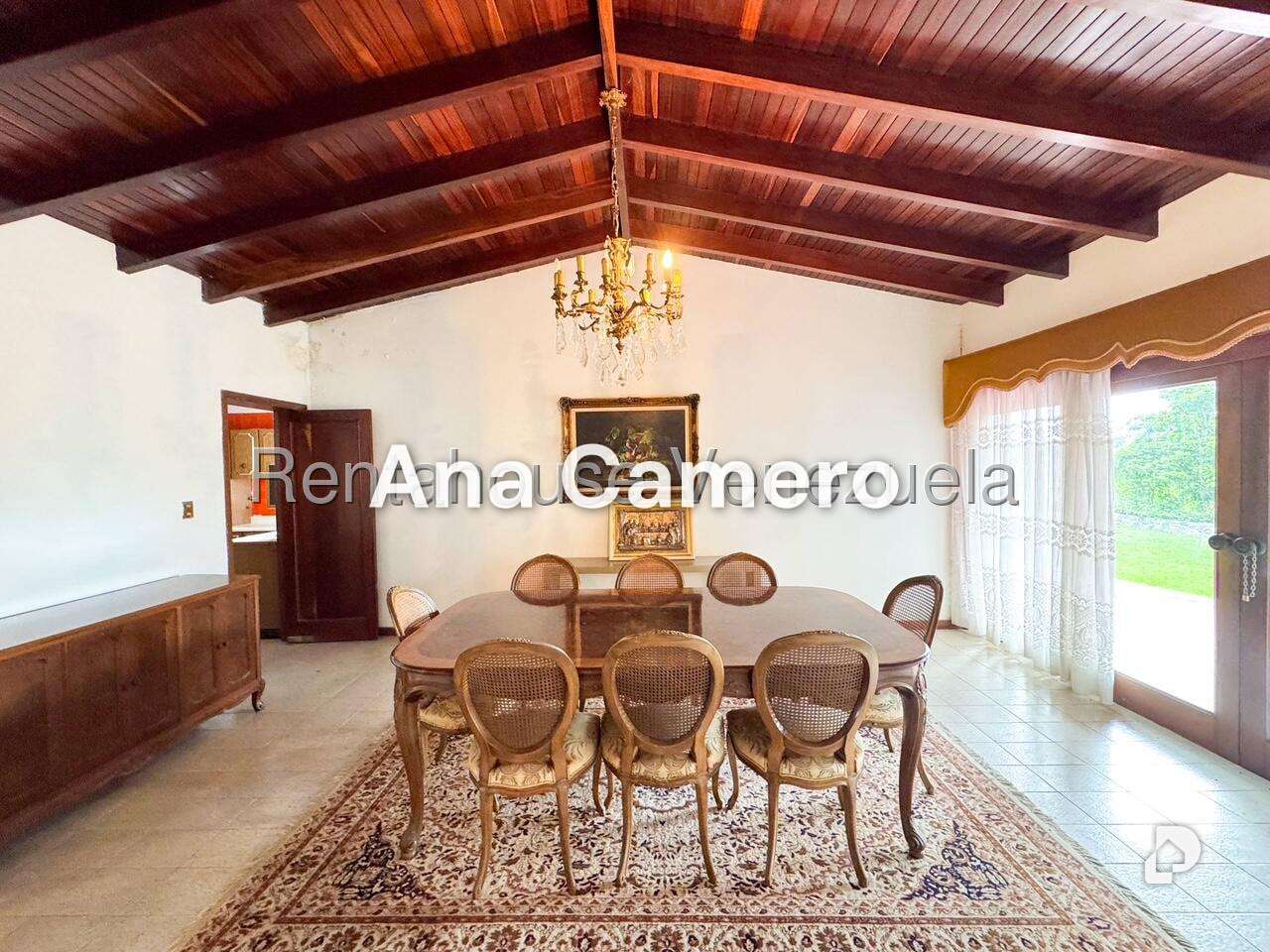 Casa en Cerro Verde, Caracas – 21