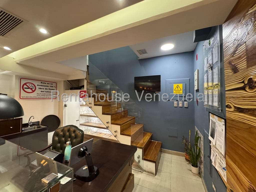 Local comercial en Santa Fe Norte, Caracas