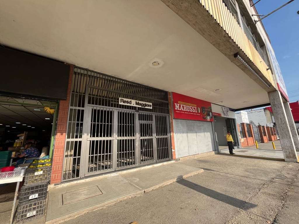 Oficina en Av. Bolívar Norte, Valencia - 1