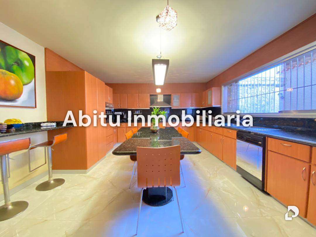Casa en Macaracuay, Caracas – 8