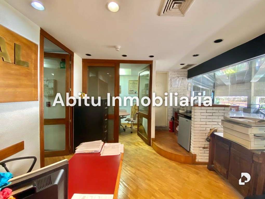 Commercial space in Santa Paula, Caracas – 2