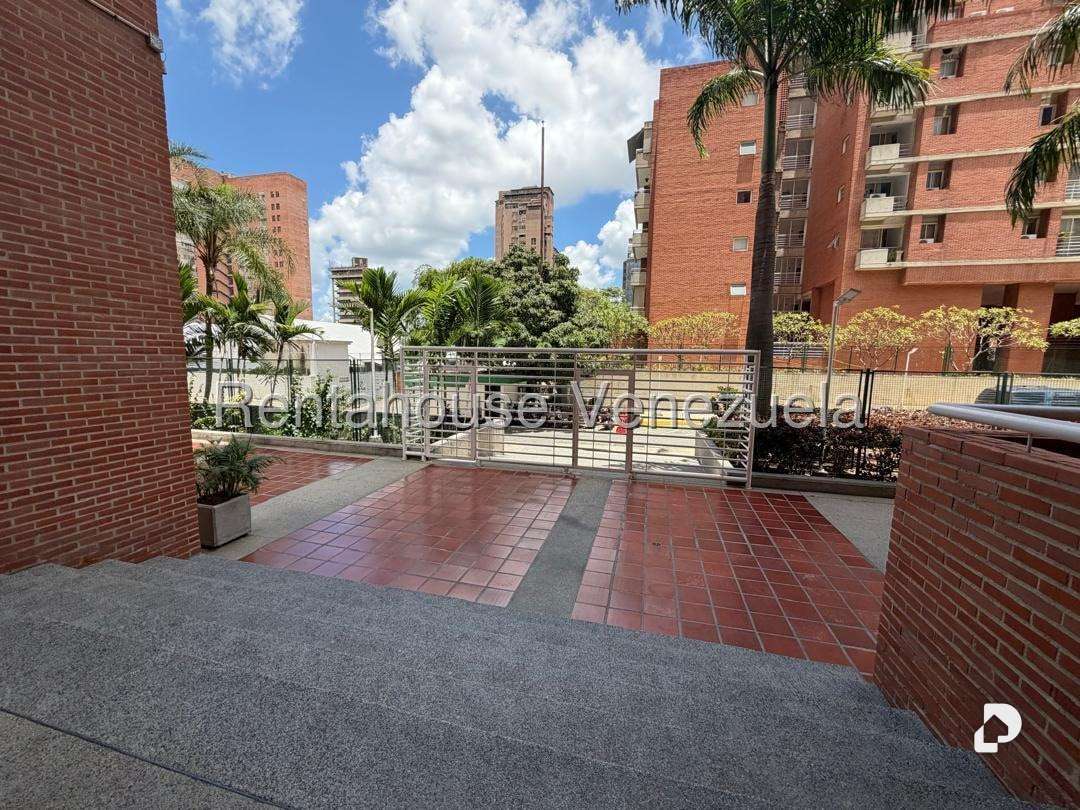 Apartamento en Boleíta Norte, Caracas – 12