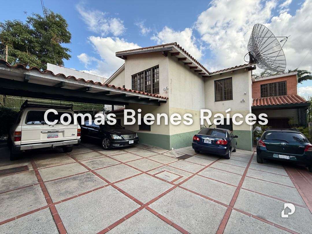 Casa en Los Palos Grandes, Caracas – 2