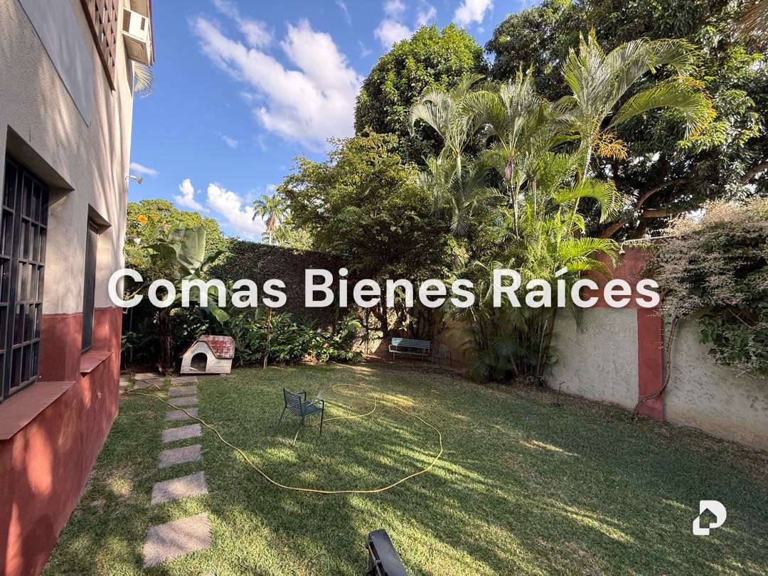 Casa en Los Palos Grandes, Caracas – 11