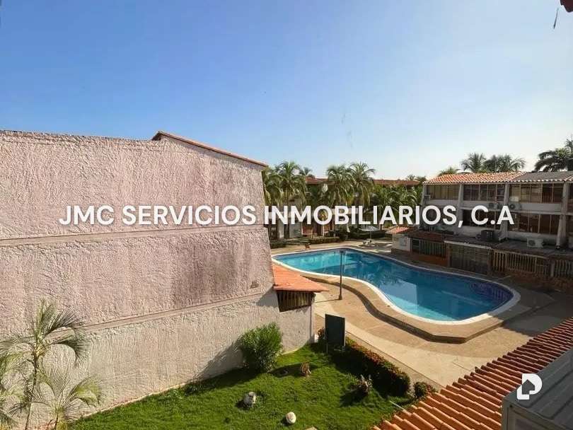 Casa en Lechería – 18
