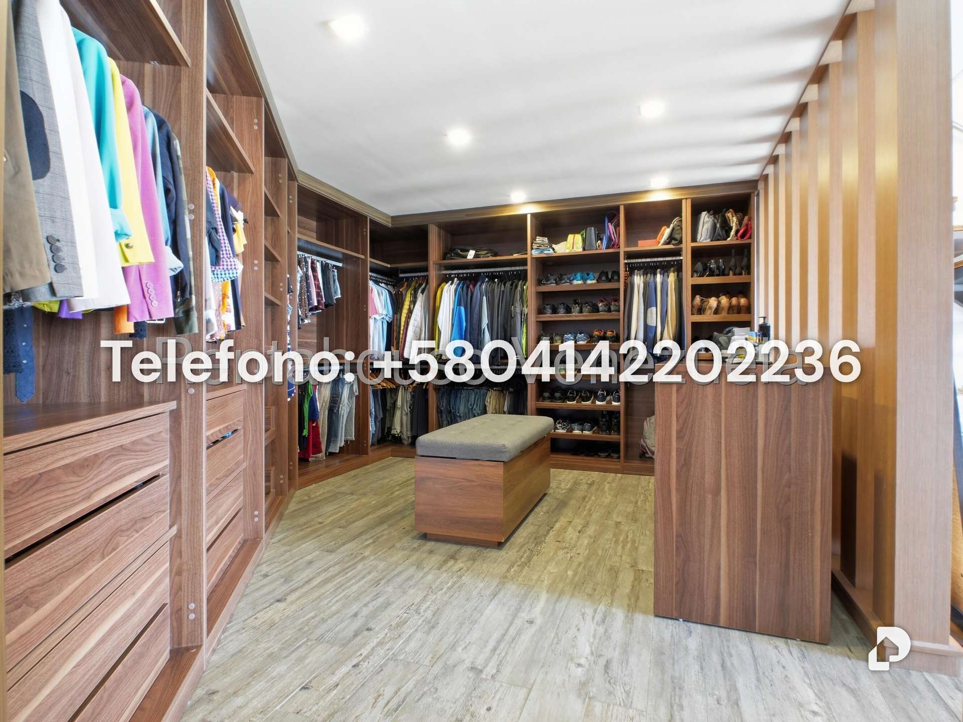 Casa en Alto Hatillo, Caracas – 12