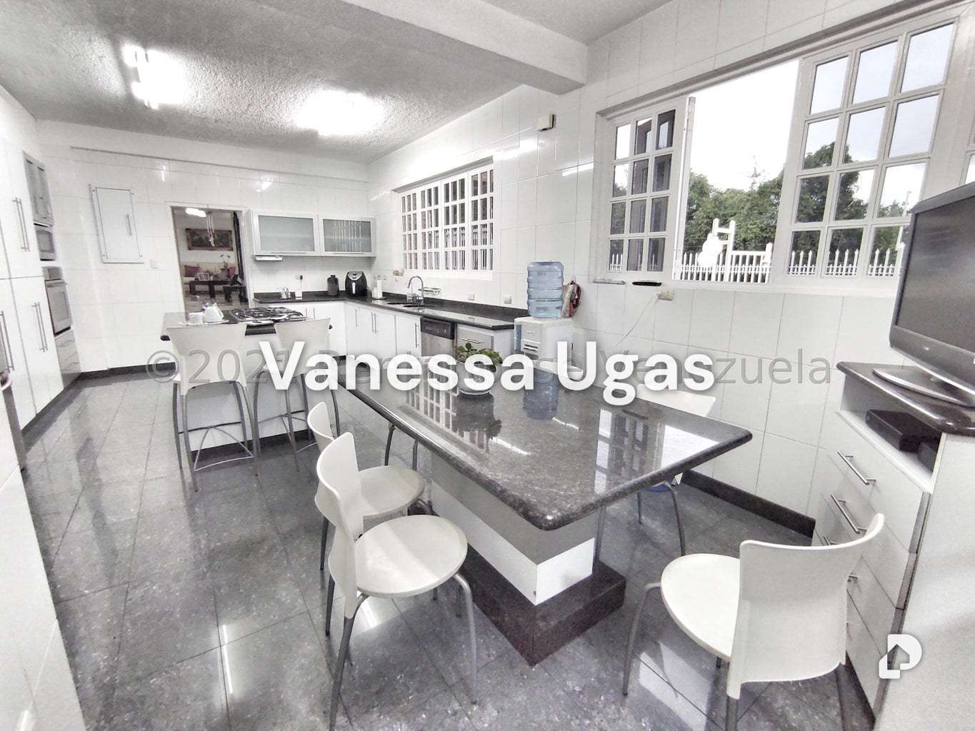 Casa en Santa Paula, Caracas – 13