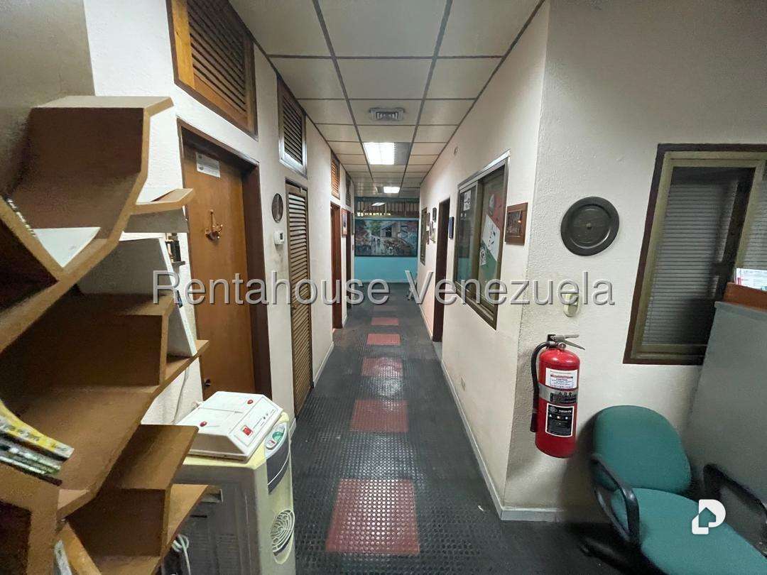 Galpón en Boleíta Sur, Caracas – 23