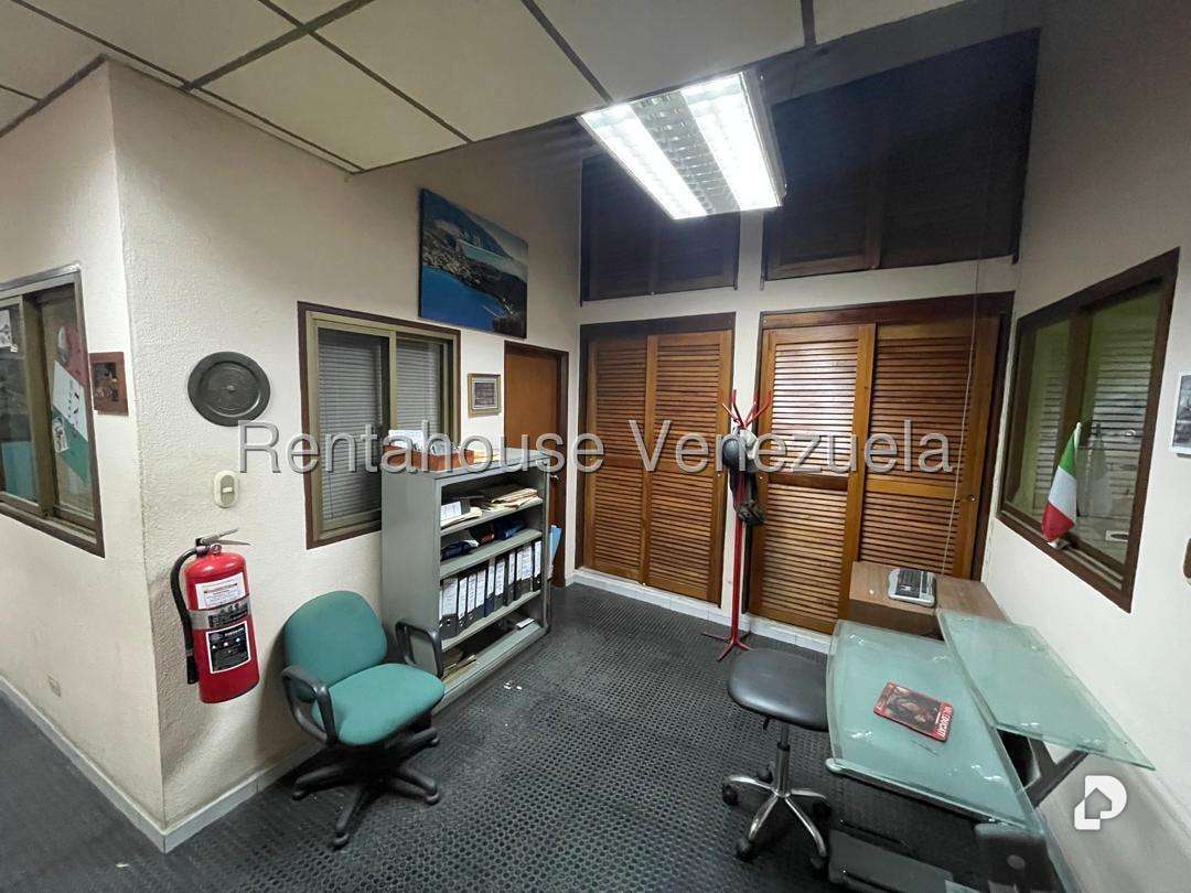 Galpón en Boleíta Sur, Caracas – 26