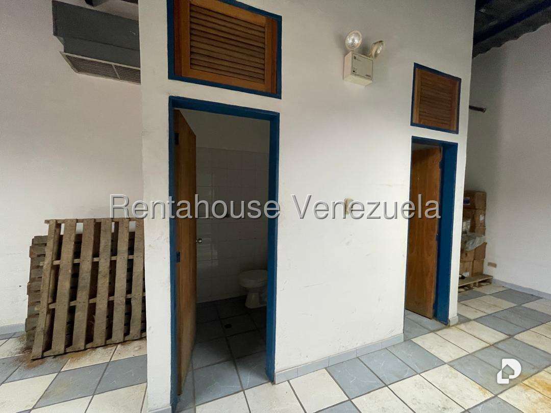 Galpón en Boleíta Sur, Caracas – 21